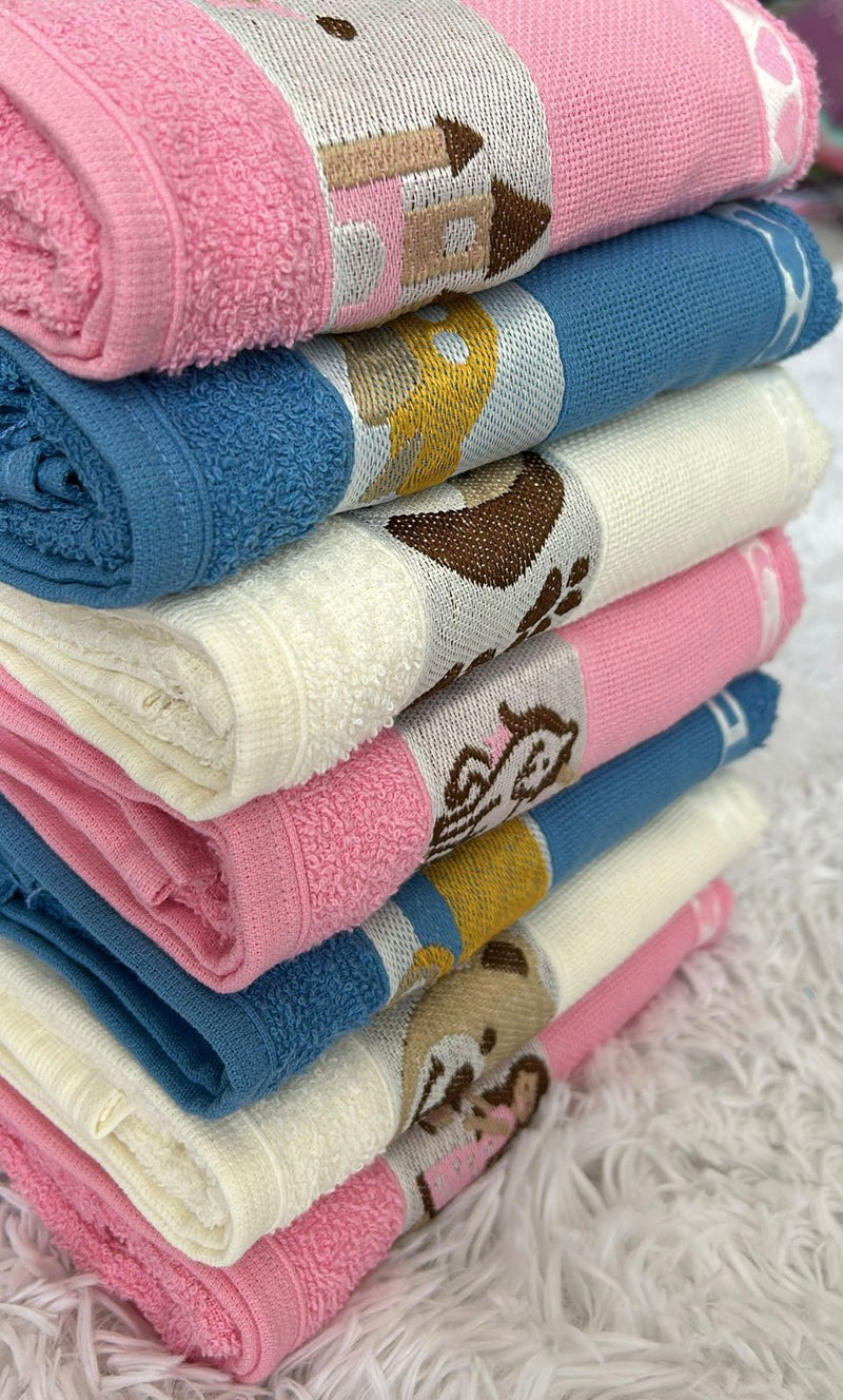 Toalha infantil c/ barra de bordar